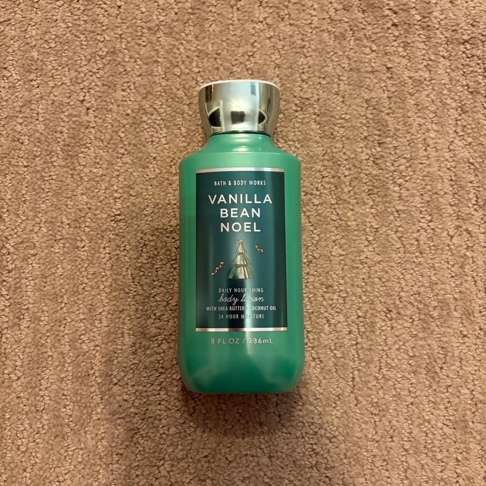 Bath & Body Works Vanilla Bean Noel Body Lotion